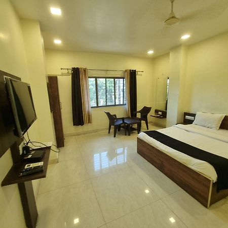 The Living Space Lonavala Εξωτερικό φωτογραφία