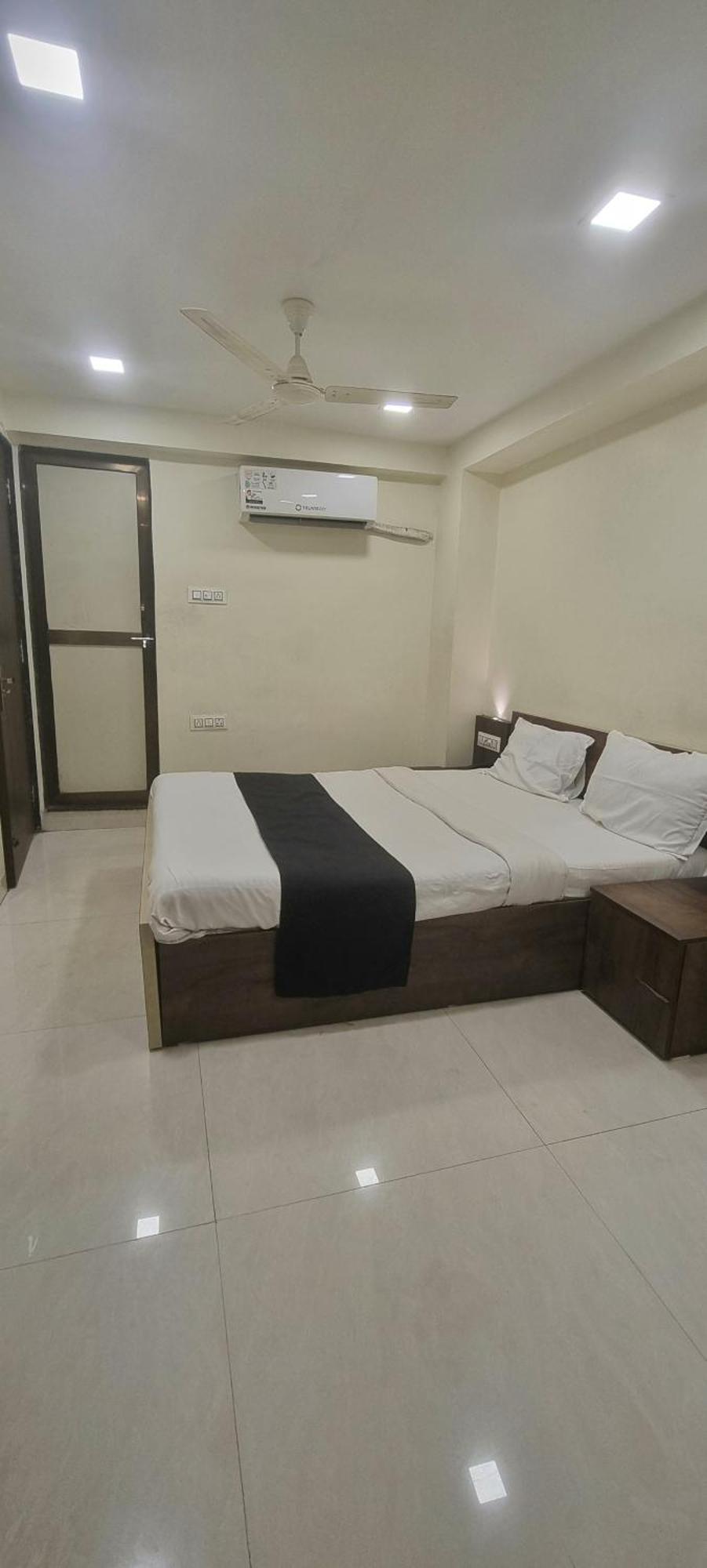 The Living Space Lonavala Εξωτερικό φωτογραφία